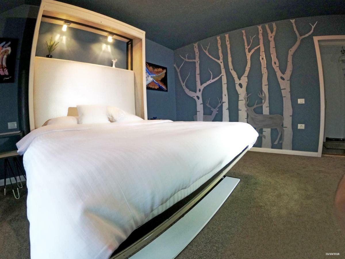 Apulum Gardens Hotel Alba Iulia Buitenkant foto